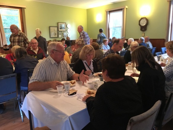St. Andrew's Turkey Supper 2018 – enjoying the meal